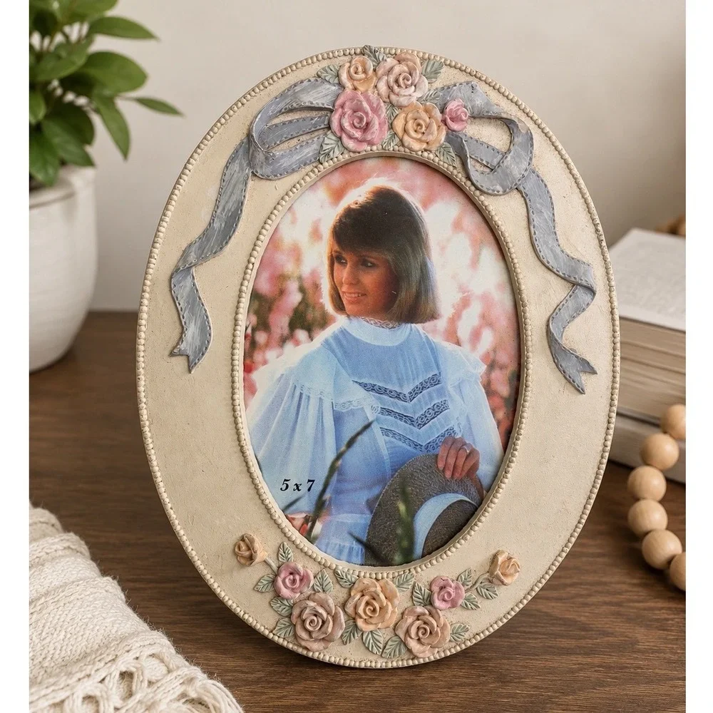 Vintage Oval Resin Picture Frame 5x7 Floral Rose and Ribbon Cottagecore Coquette